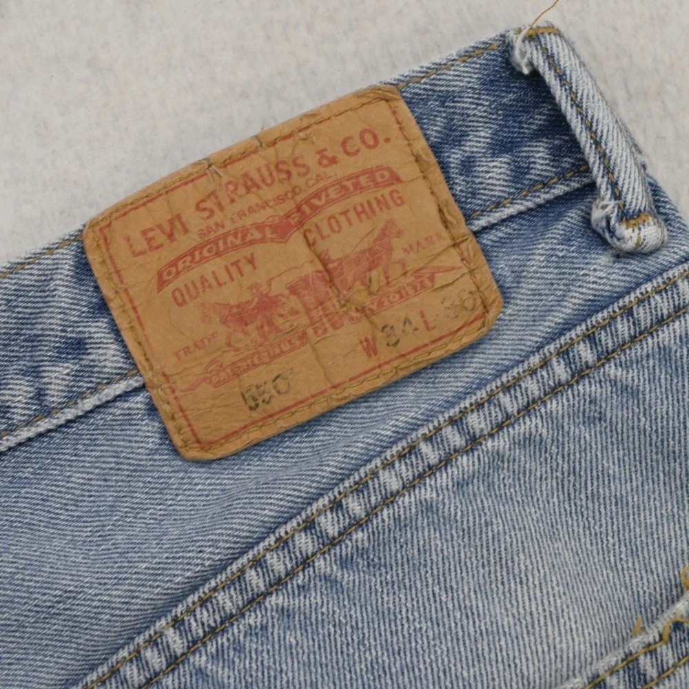 Levi's 550 Jeans Men 34x30 Relaxed Fit Blue Denim‎ Light Wash Tapered Leg